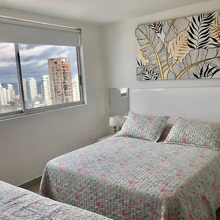 Apto 2804 Frente Al Mar- Edificio Palmetto, Piso 28 Apartamento